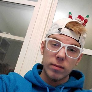 Meet your Posher, Connor